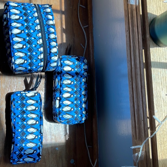 Vera Bradley Brand New Cosmetic Bag - Picture 2 of 2